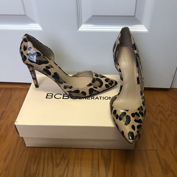 BCBG LENNY LEOPARD PRINT PUMP - Picture 3 of 4